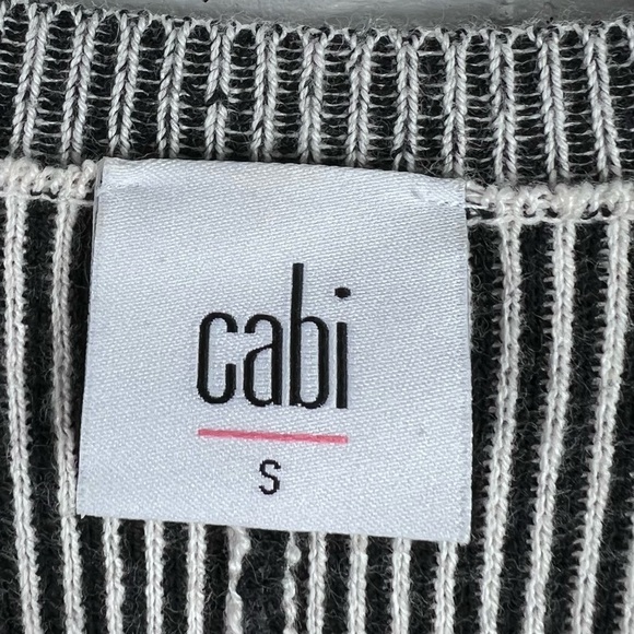 CABI #3526 Cupid’s Cardi Black & White Short Sleeve Sweater - Picture 3 of 8